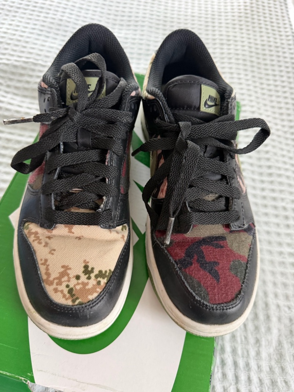 Nike Black Low-Top Sneakers Camo Panels